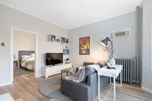 $1,990 | 4914 Park Avenue, Unit 2F, Weehawken, NJ 07086