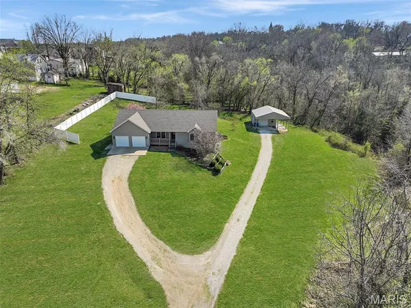 $339,900 | 112 Bates Street, New Haven, MO 63068