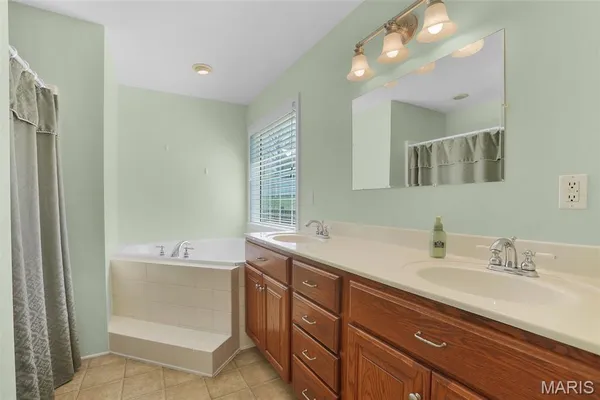 $339,900 | 112 Bates Street, New Haven, MO 63068