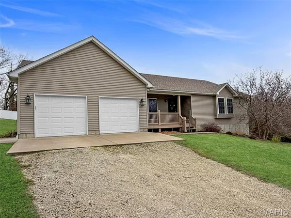 $339,900 | 112 Bates Street, New Haven, MO 63068