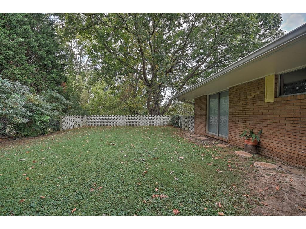 2125 Pendragon Road Kingsport, TN 37660 - Photo 35 of 36 Photo 35