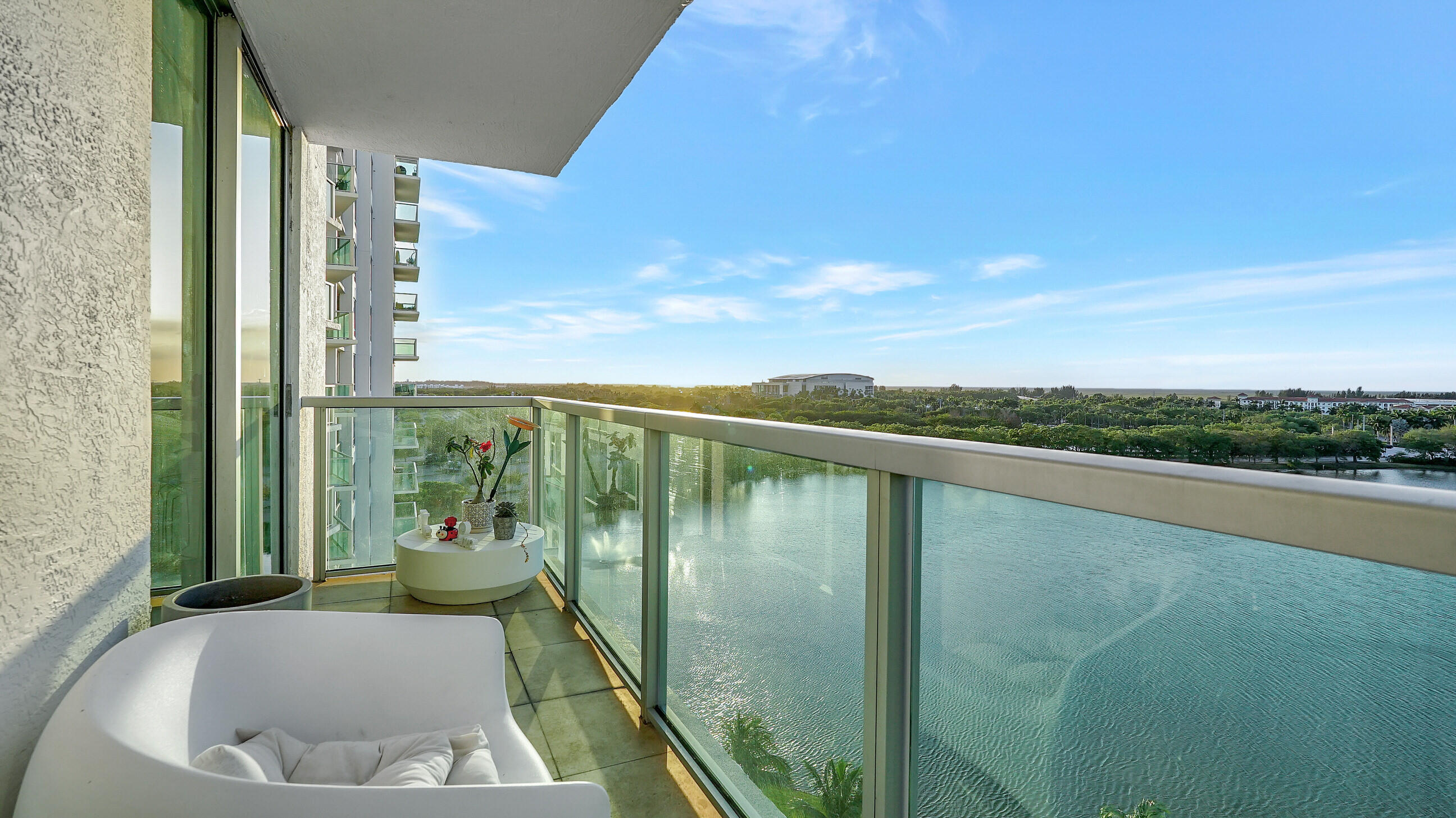 2681 North Flamingo Road, Unit 1007S Sunrise, FL 33323 - Photo 14 of 38 17_dsc08656
