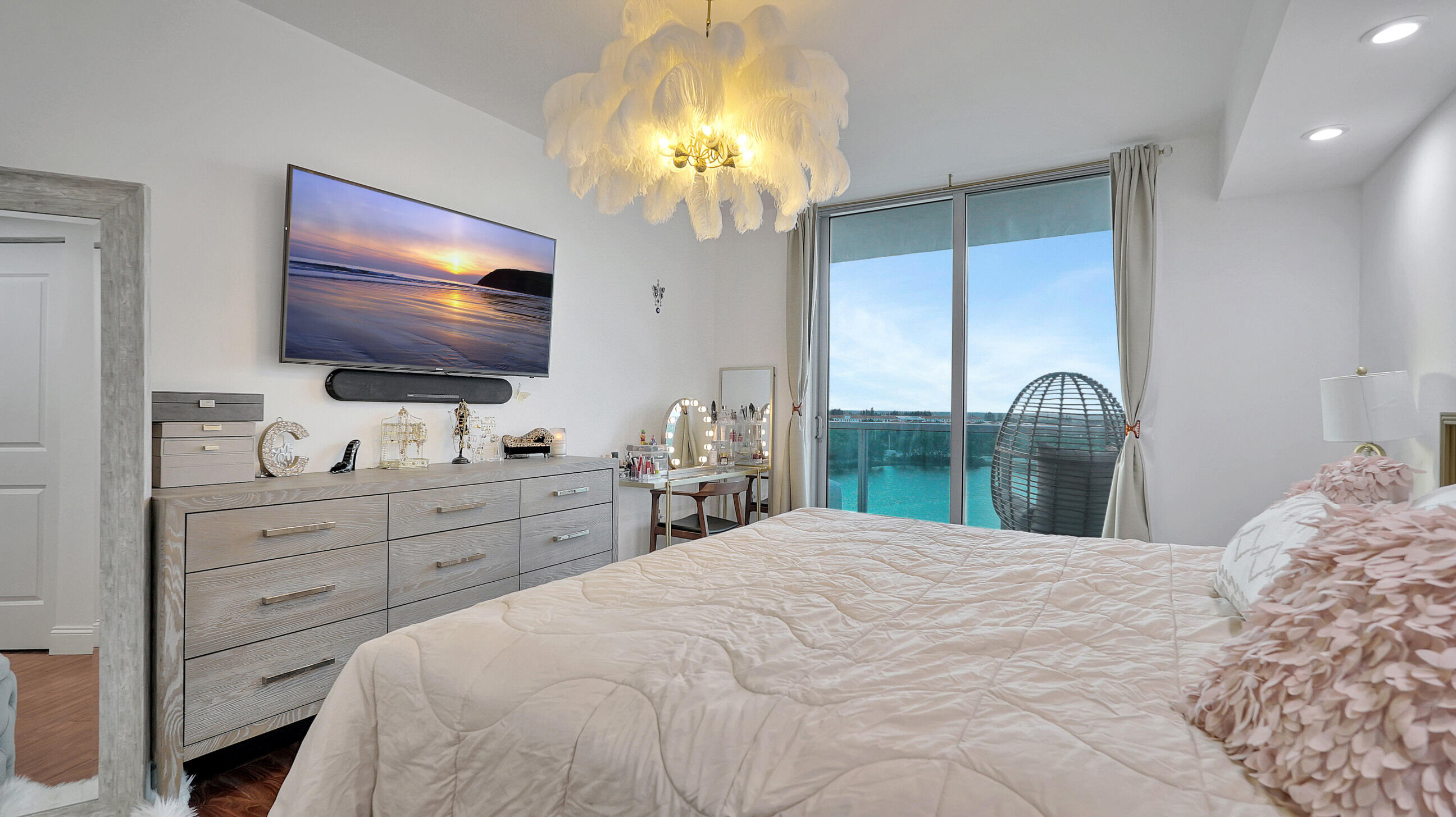 2681 North Flamingo Road, Unit 1007S Sunrise, FL 33323 - Photo 20 of 38 23_dsc08689