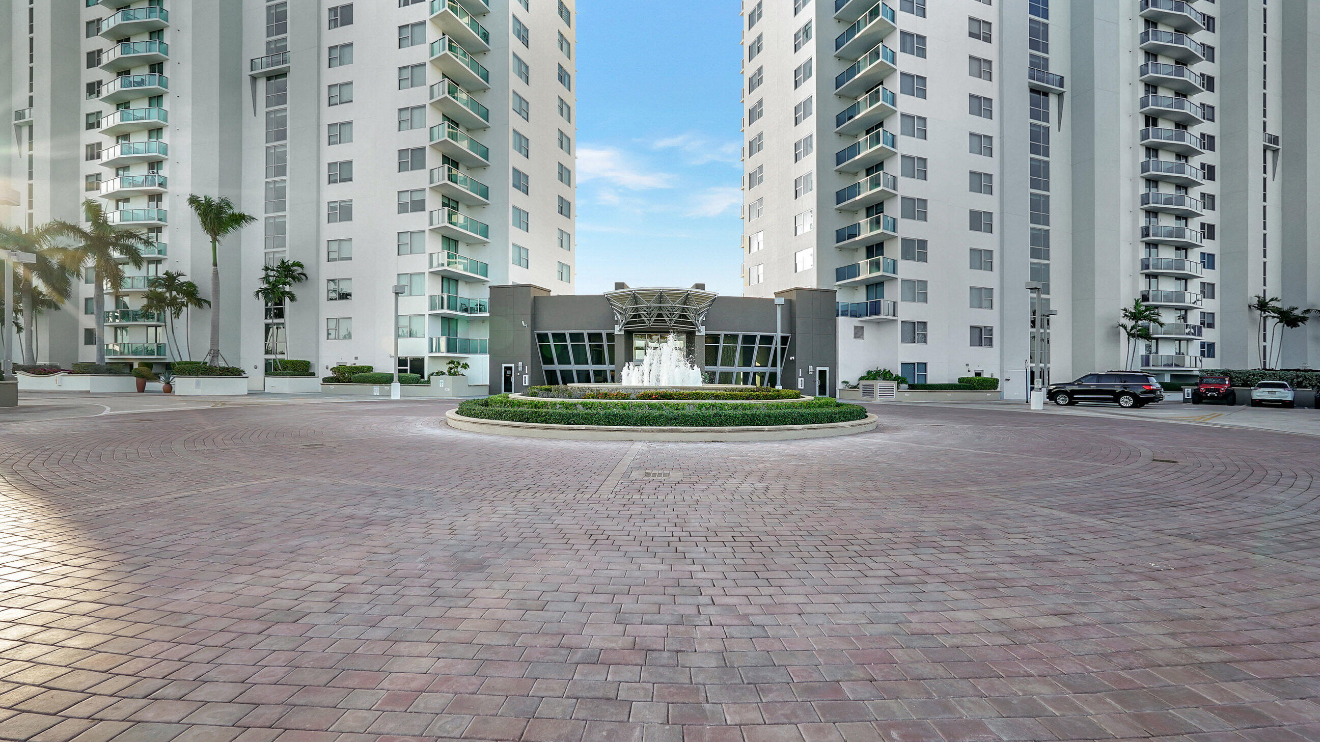 2681 North Flamingo Road, Unit 1007S Sunrise, FL 33323 - Photo 3 of 38 01_dsc08576