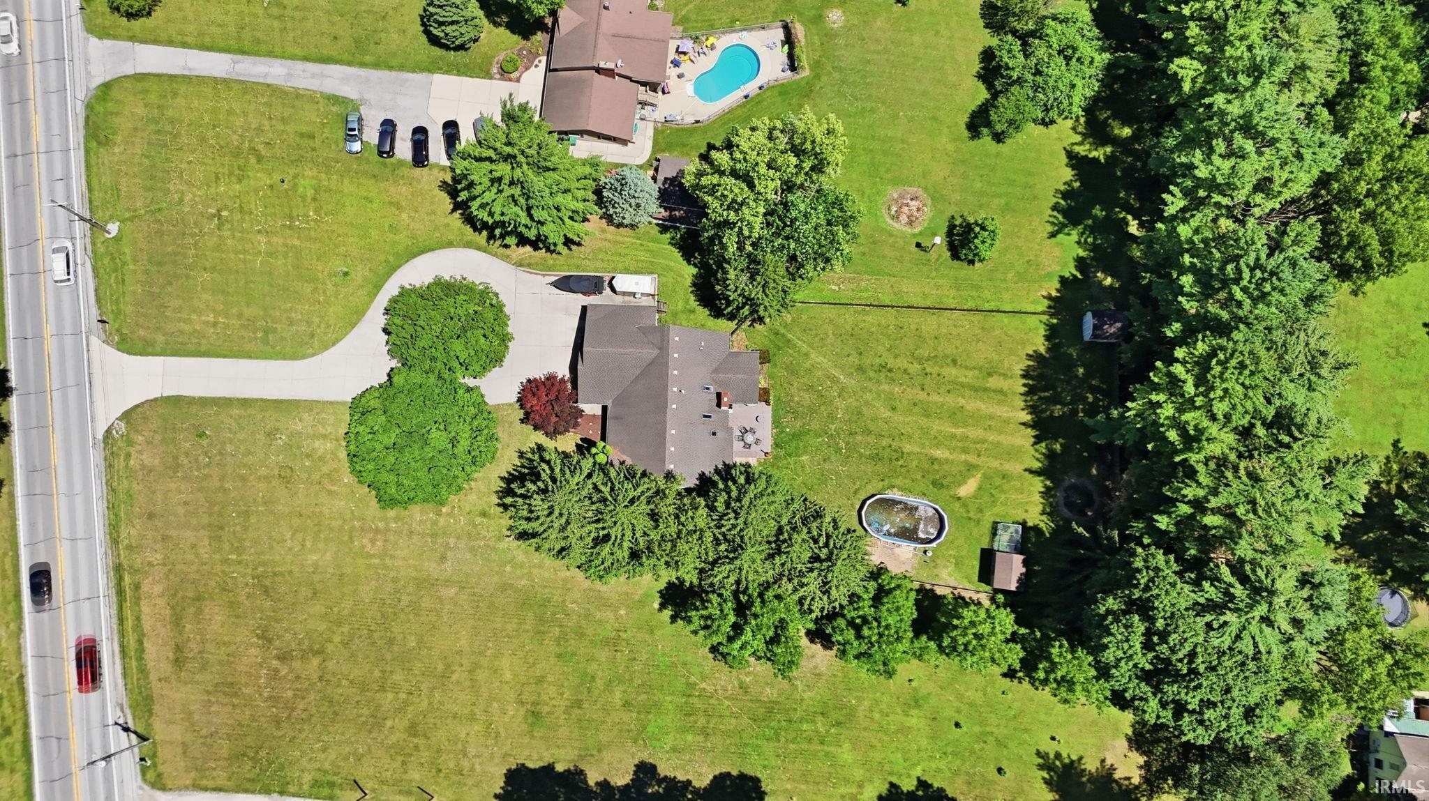 12706 Leo Road Fort Wayne, IN 46845 - Photo 2 of 44