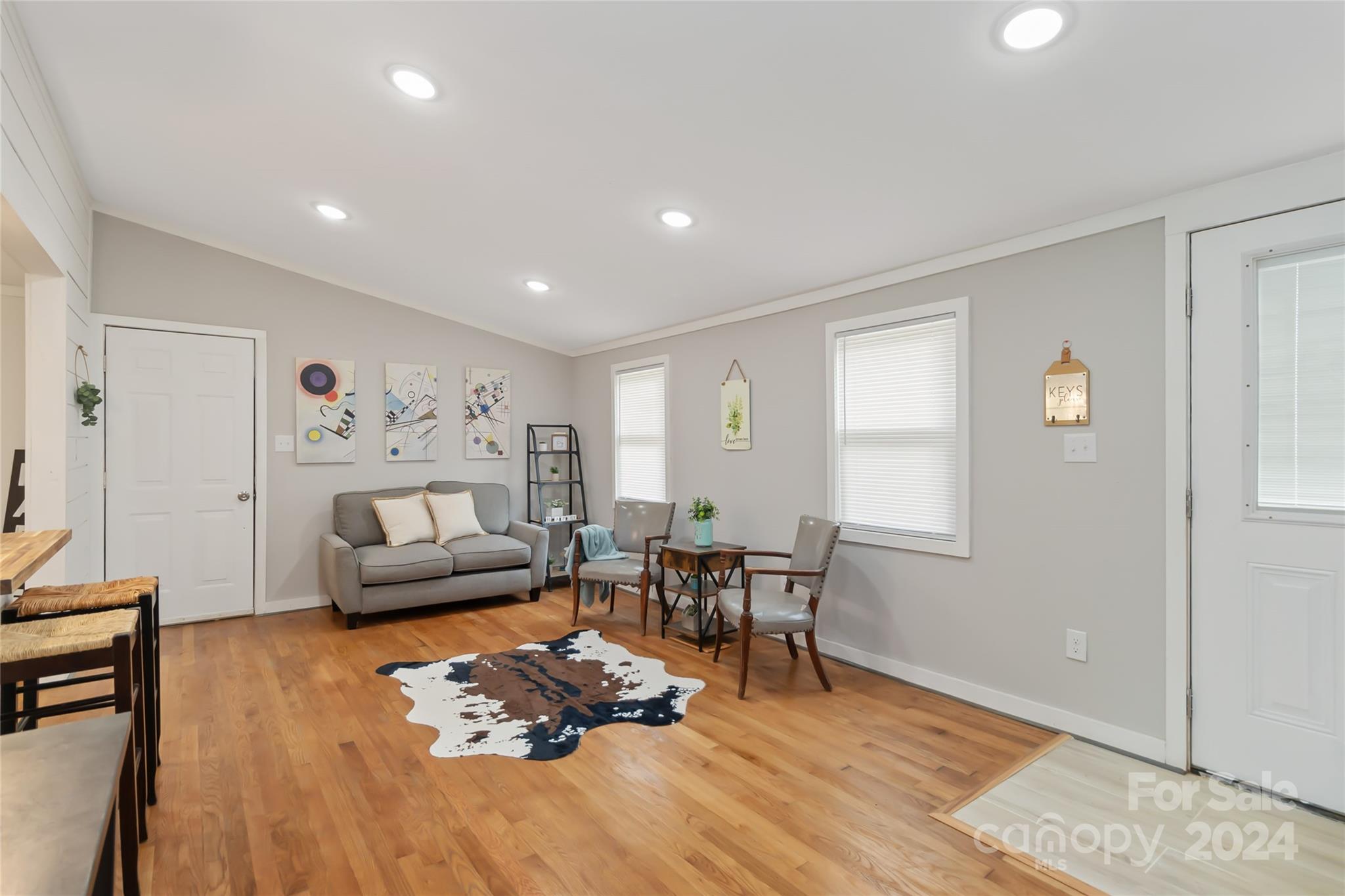 6383 Oakridge Road Clover, SC 29710 - Photo 8 of 36 Gallery Image 8