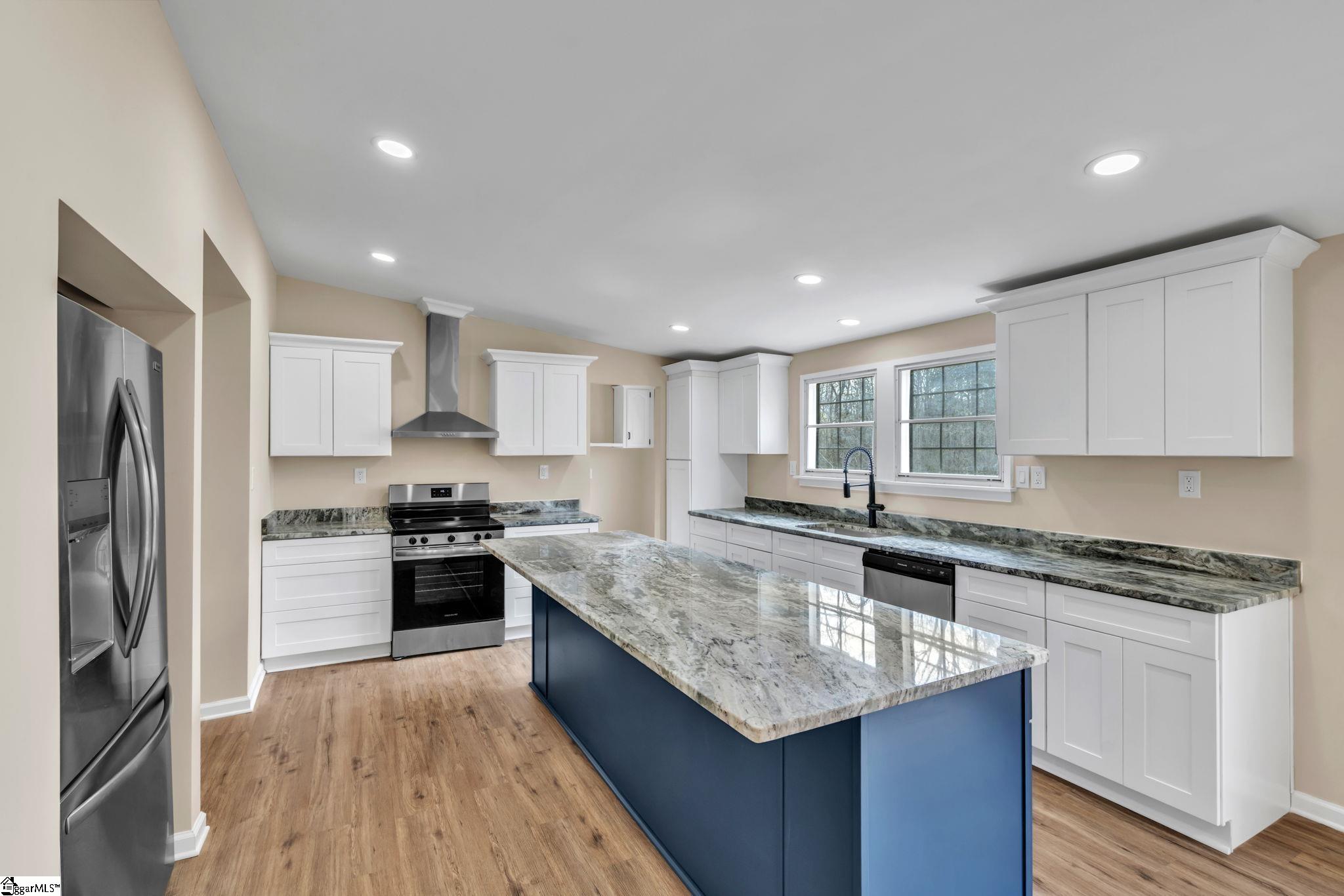 651 Ambler School Road Pickens, SC 29671 - Photo 6 of 28