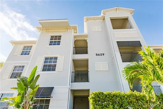 $269,900 | 5629 Double Eagle Circle, Unit 4227, Ave Maria, FL 34142