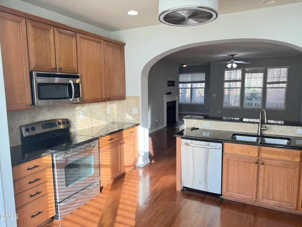 $2,400 | 6136 Braidwood Court, Raleigh, NC 27612