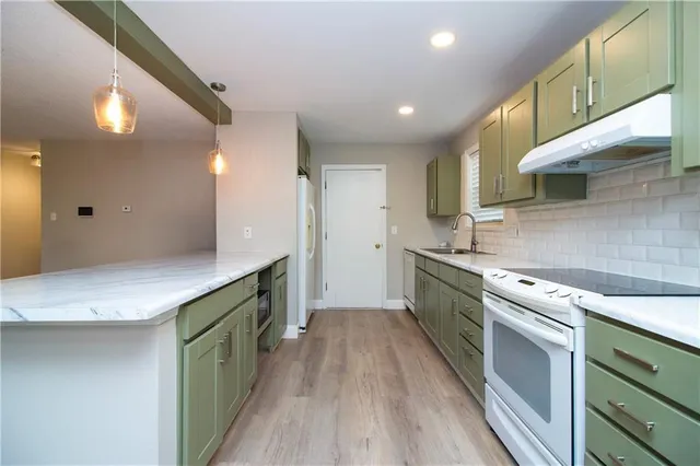 $185,000 | 388 Fairway Drive, Laplace, LA 70068