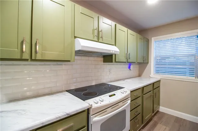 $185,000 | 388 Fairway Drive, Laplace, LA 70068