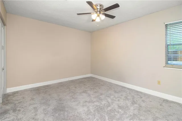 $185,000 | 388 Fairway Drive, Laplace, LA 70068