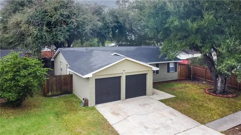 $185,000 | 388 Fairway Drive, Laplace, LA 70068