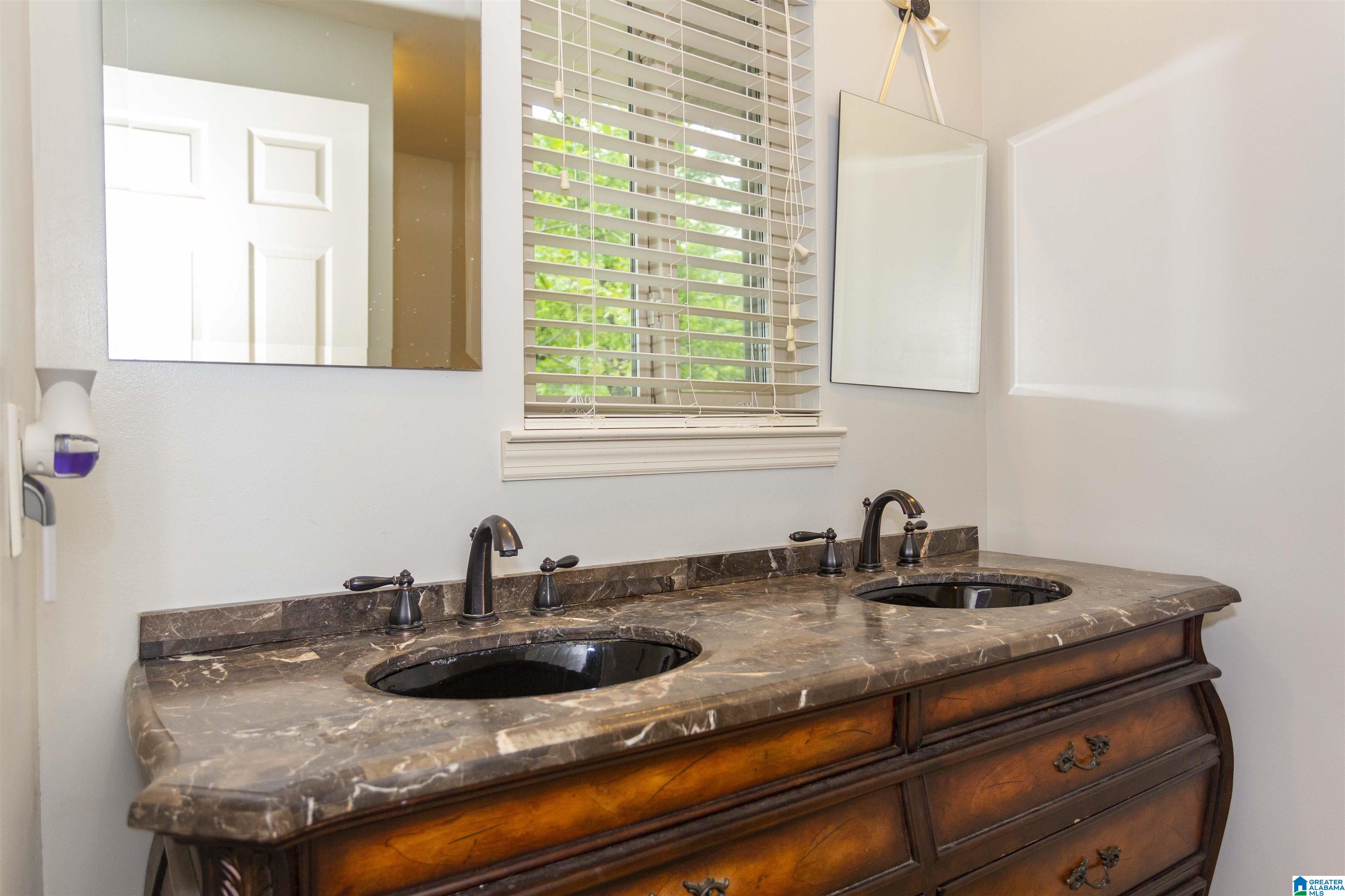 912 Ivawood Road Birmingham, AL 35210 - Photo 27 of 44