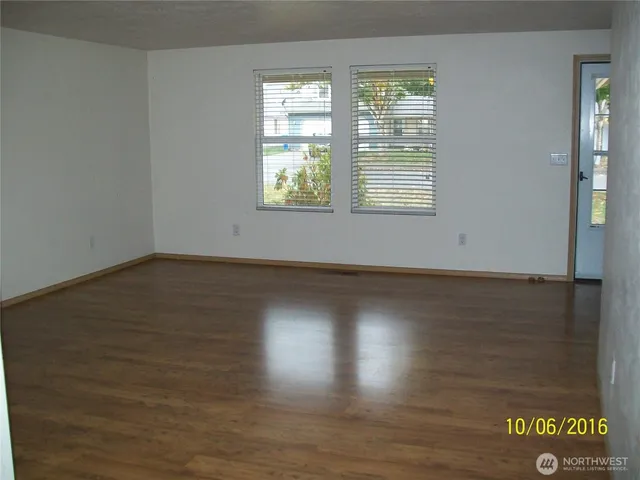 $2,495 | 5618 Mt St Helens Street Southeast, Lacey, WA 98503