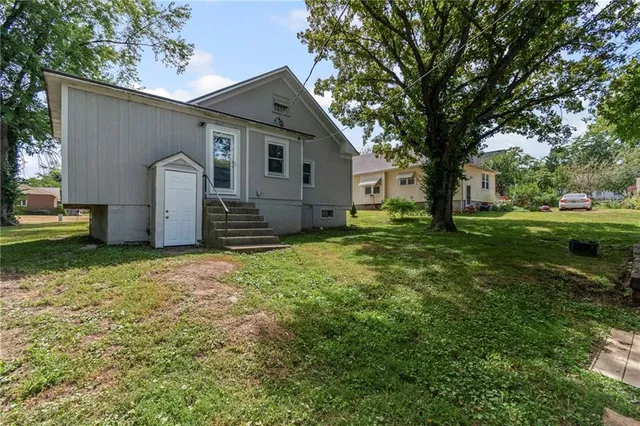 $239,000 | 2118 South Street, Lexington, MO 64067