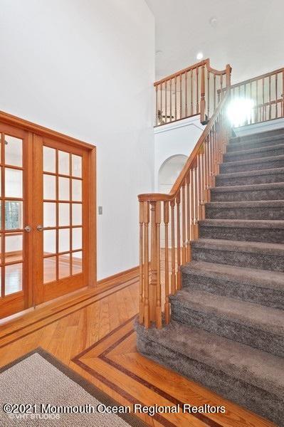 133 Old Turkey Swamp Road Freehold, NJ 07728 - Photo 3 of 27 Center hall