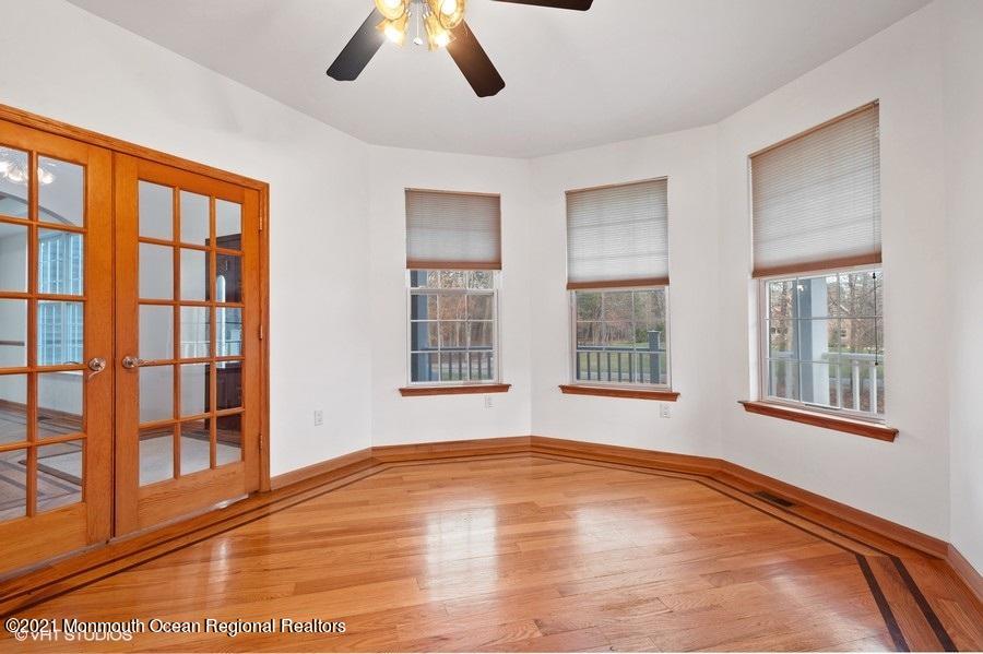 133 Old Turkey Swamp Road Freehold, NJ 07728 - Photo 4 of 27 First floor office