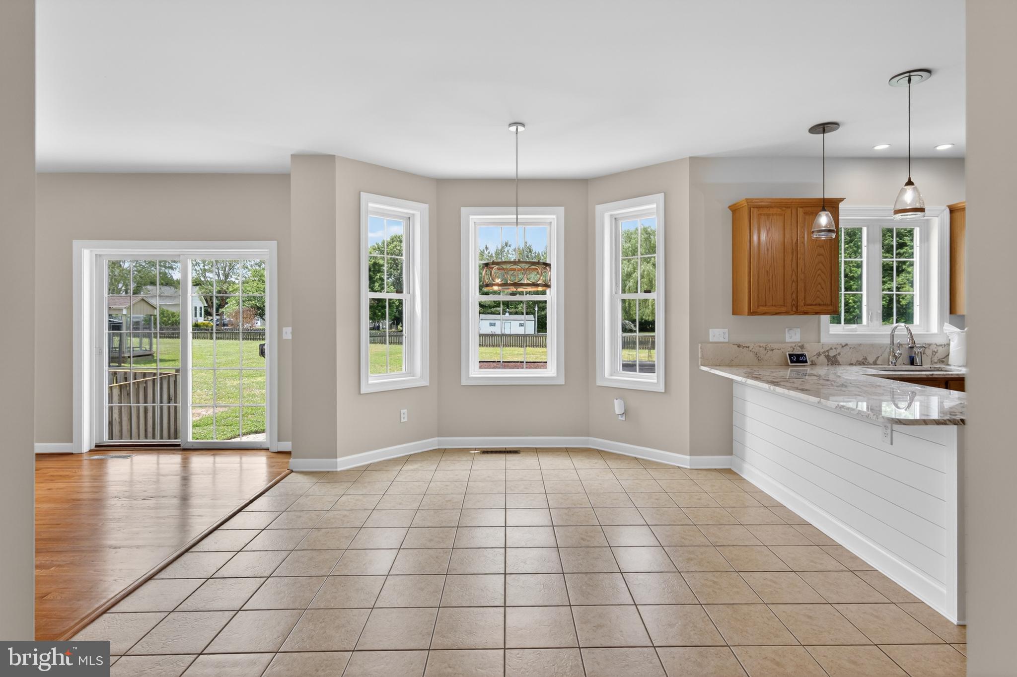 337 Roe Ingleside Road Centreville, MD 21617 - Photo 16 of 56 a view of an entryway with kitchen and windows
