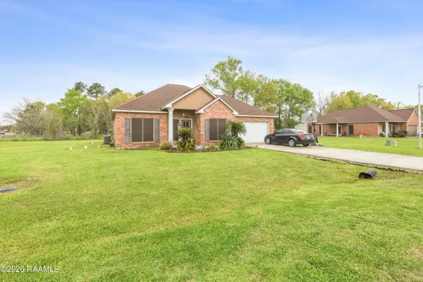 $215,000 | 1005 Bridgetowne Lane, Breaux Bridge, LA 70517