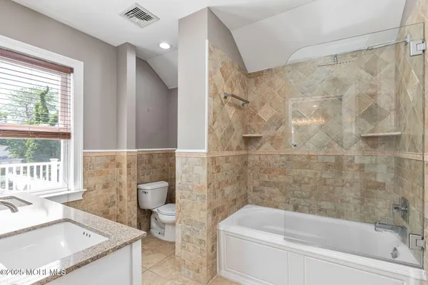 $3,500 | 76 South Street, Unit B, Eatontown, NJ 07724