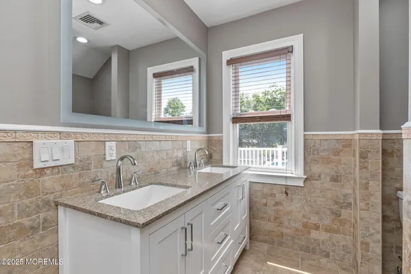 $3,500 | 76 South Street, Unit B, Eatontown, NJ 07724