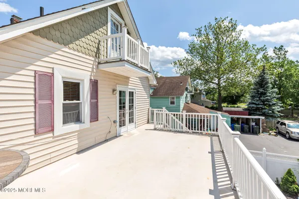 $3,500 | 76 South Street, Unit B, Eatontown, NJ 07724