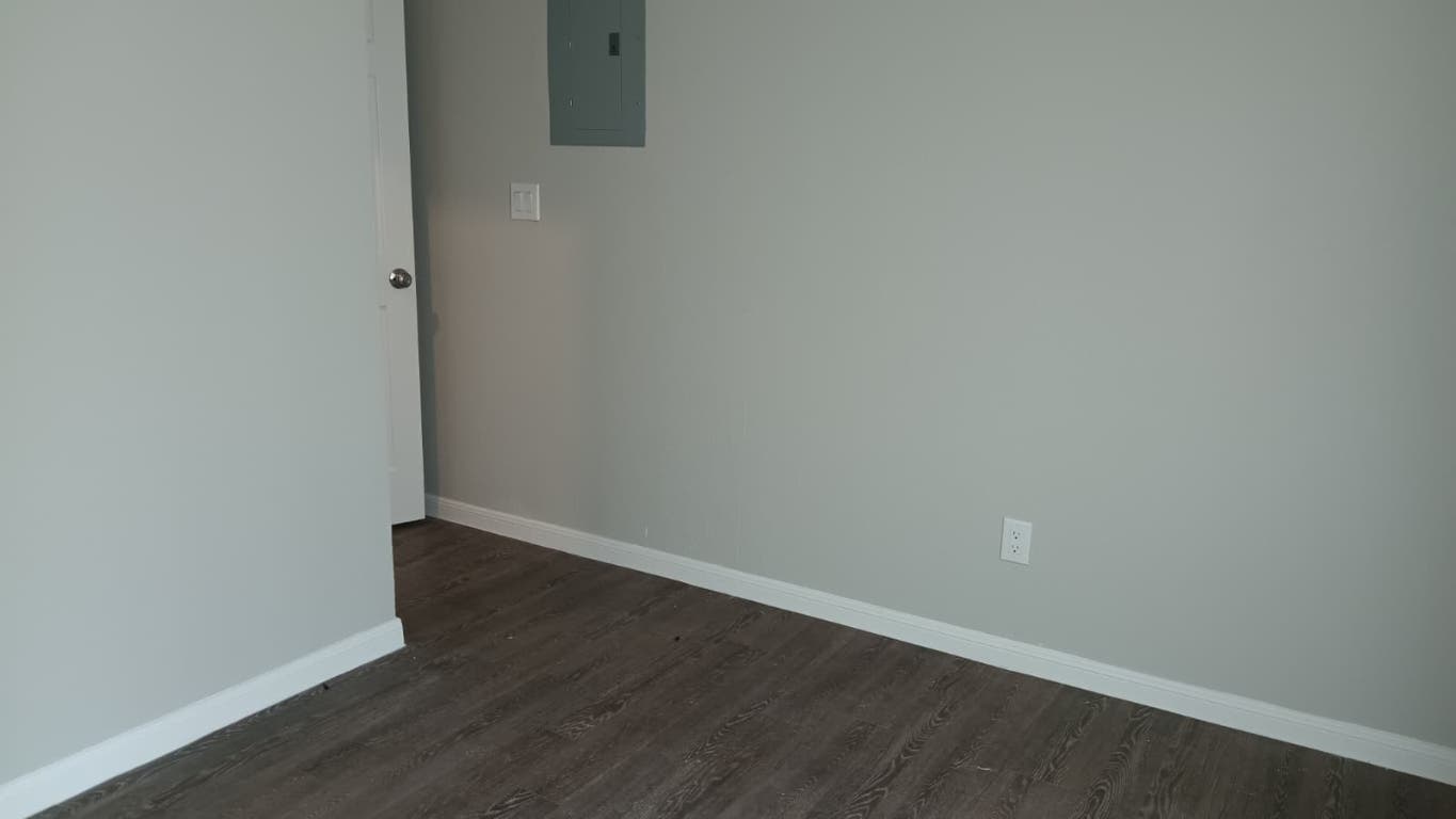 611 Carpenter Avenue, Unit 201 Austin, TX 78753 - Photo 12 of 17 a view of an empty room