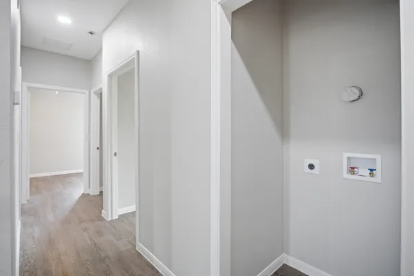 $2,495 | 611 Carpenter Avenue, Unit 201, Austin, TX 78753