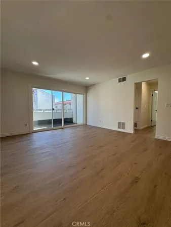 $2,950 | 2511 West Sunflower Avenue, Unit F11, Santa Ana, CA 92704