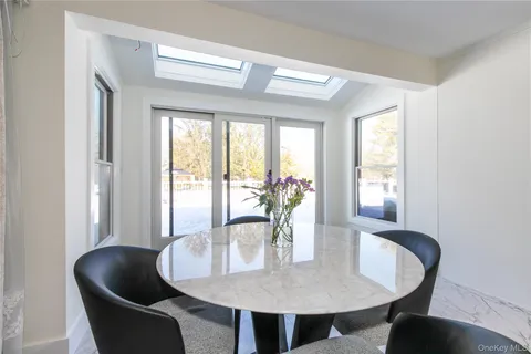 $2,798,000 | 45 Carriage Court, Muttontown, NY 11791