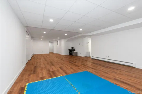 $2,798,000 | 45 Carriage Court, Muttontown, NY 11791