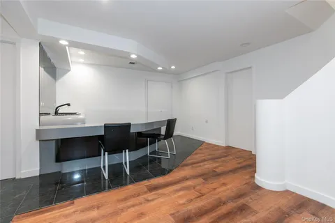 $2,798,000 | 45 Carriage Court, Muttontown, NY 11791