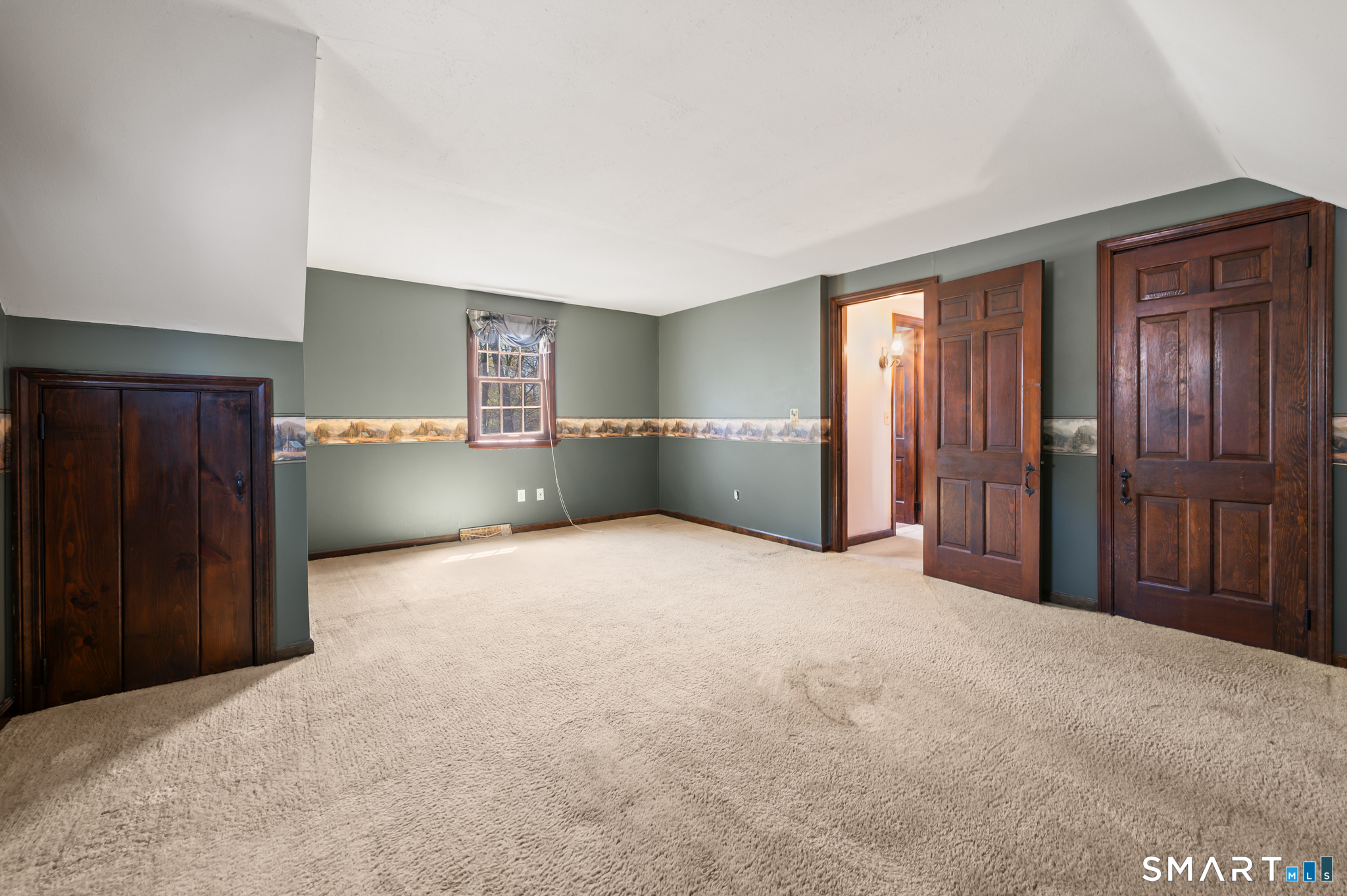 148 Oak Ridge Drive Berlin, CT 06037 - Photo 15 of 38