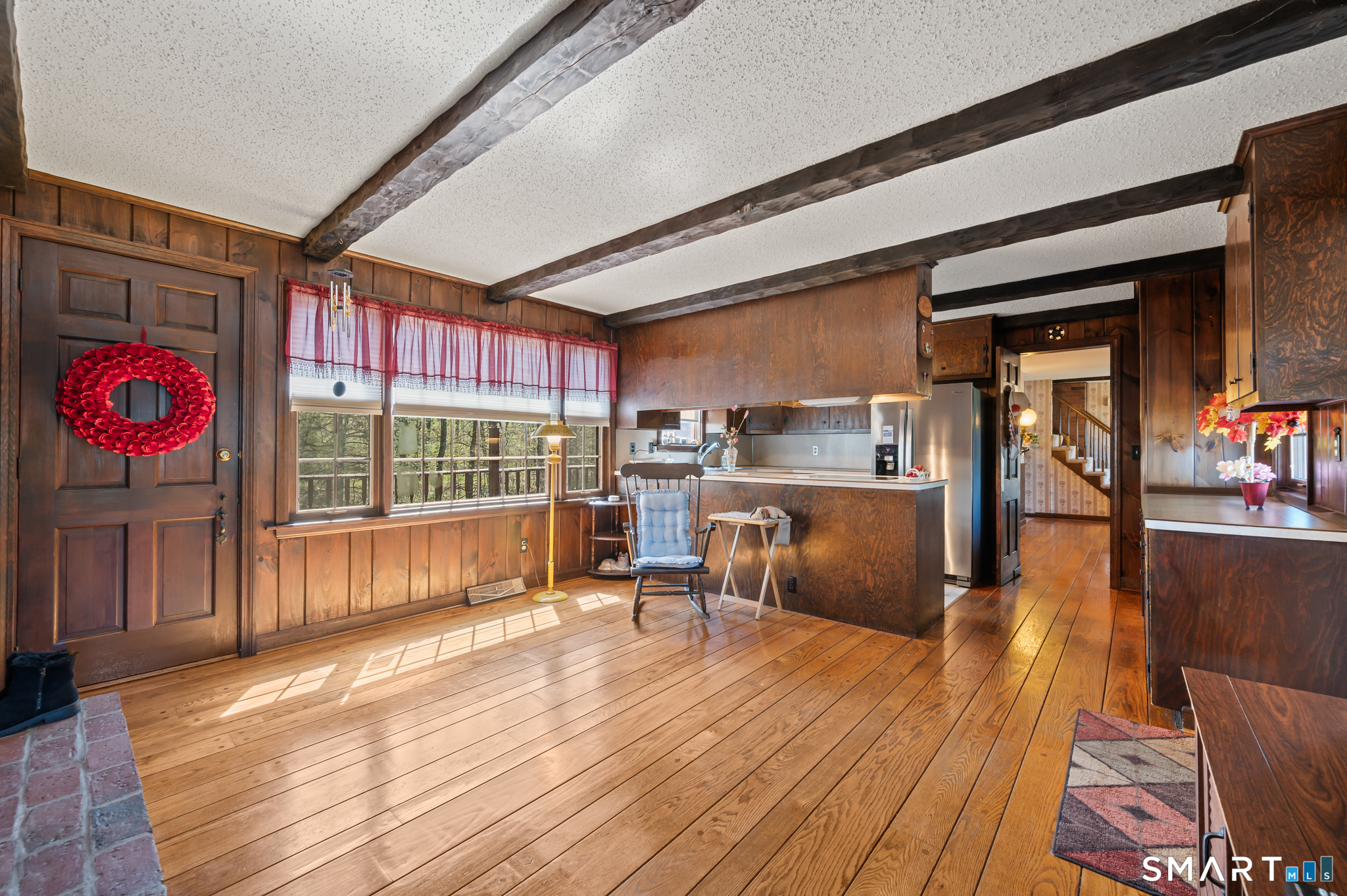 148 Oak Ridge Drive Berlin, CT 06037 - Photo 3 of 38