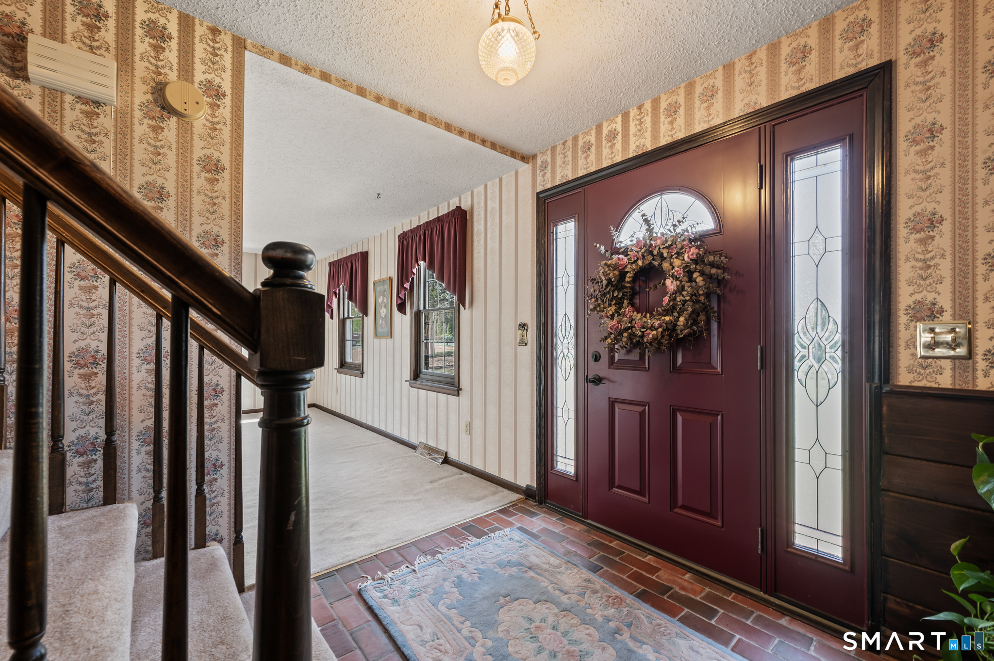 148 Oak Ridge Drive Berlin, CT 06037 - Photo 9 of 38