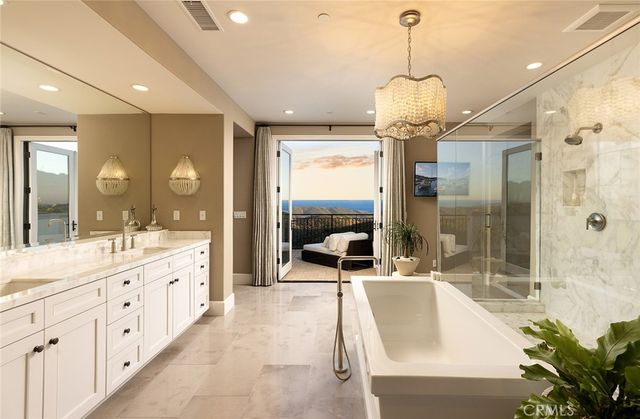 $12,550,000 | 28 Seawatch, Newport Coast, CA 92657