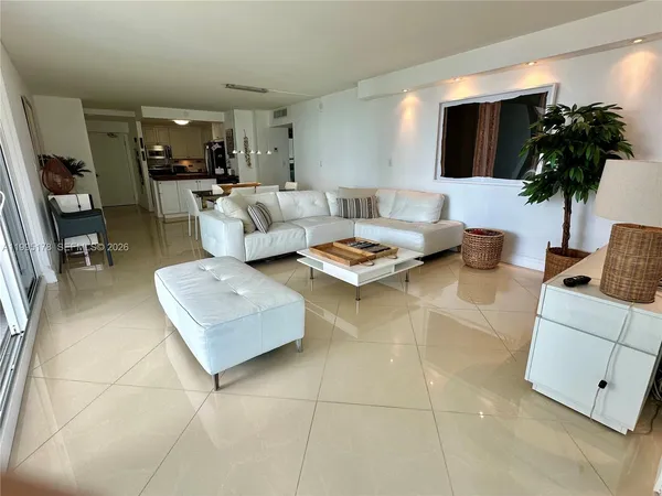 $4,750 | 100 Bayview Drive, Unit 1405, Sunny Isles Beach, FL 33160