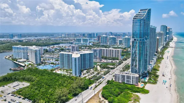 $4,750 | 100 Bayview Drive, Unit 1405, Sunny Isles Beach, FL 33160