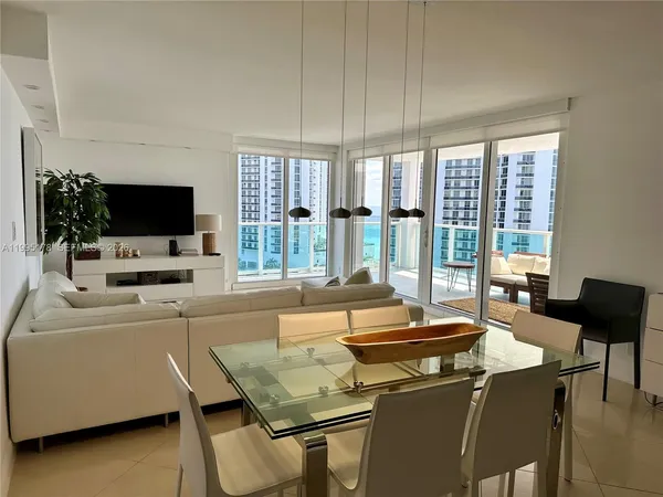 $4,750 | 100 Bayview Drive, Unit 1405, Sunny Isles Beach, FL 33160