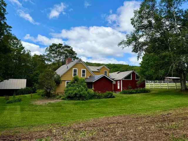 $985,000 | 1782 Randall Road, Woodstock, VT 05091