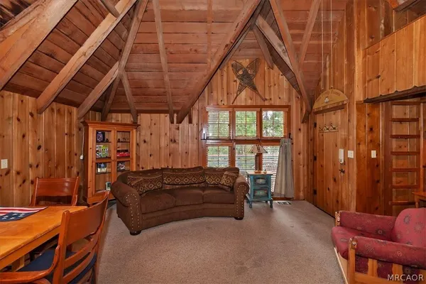 $2,450 | 295 Sunset Drive, Lake Arrowhead, CA 92352