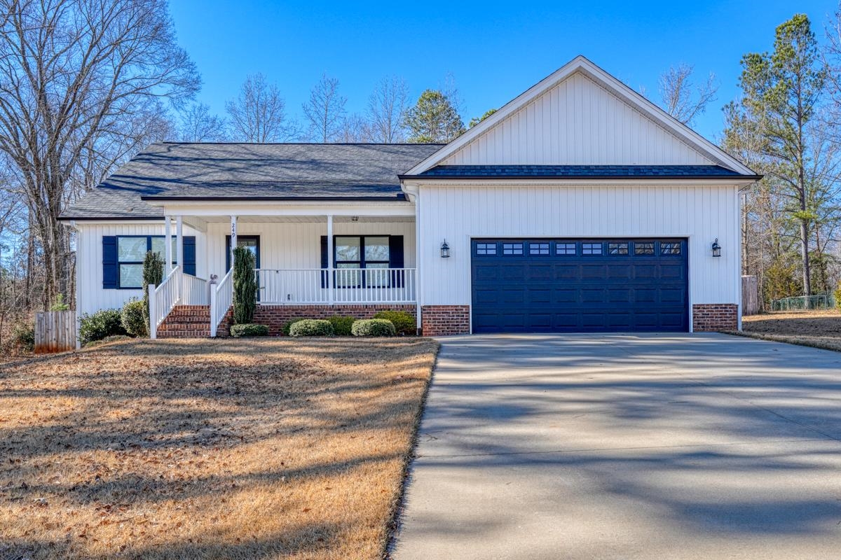 249 Gibson Road Spartanburg, SC 29302 - Photo 1 of 32 Gallery Image 1