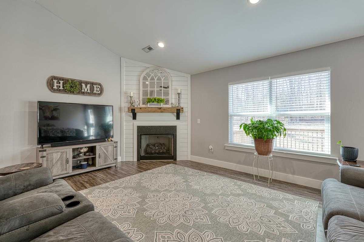 249 Gibson Road Spartanburg, SC 29302 - Photo 11 of 32 Gallery Image 11