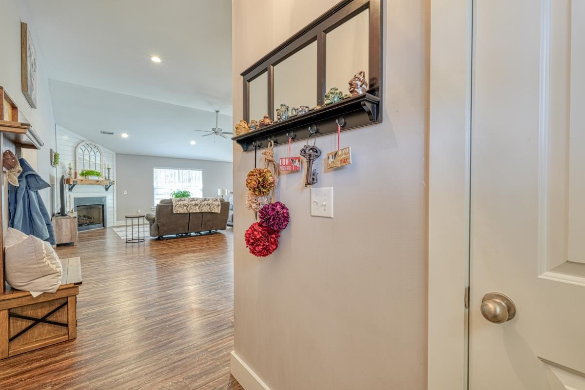 249 Gibson Road Spartanburg, SC 29302 - Photo 5 of 32 Gallery Image 5