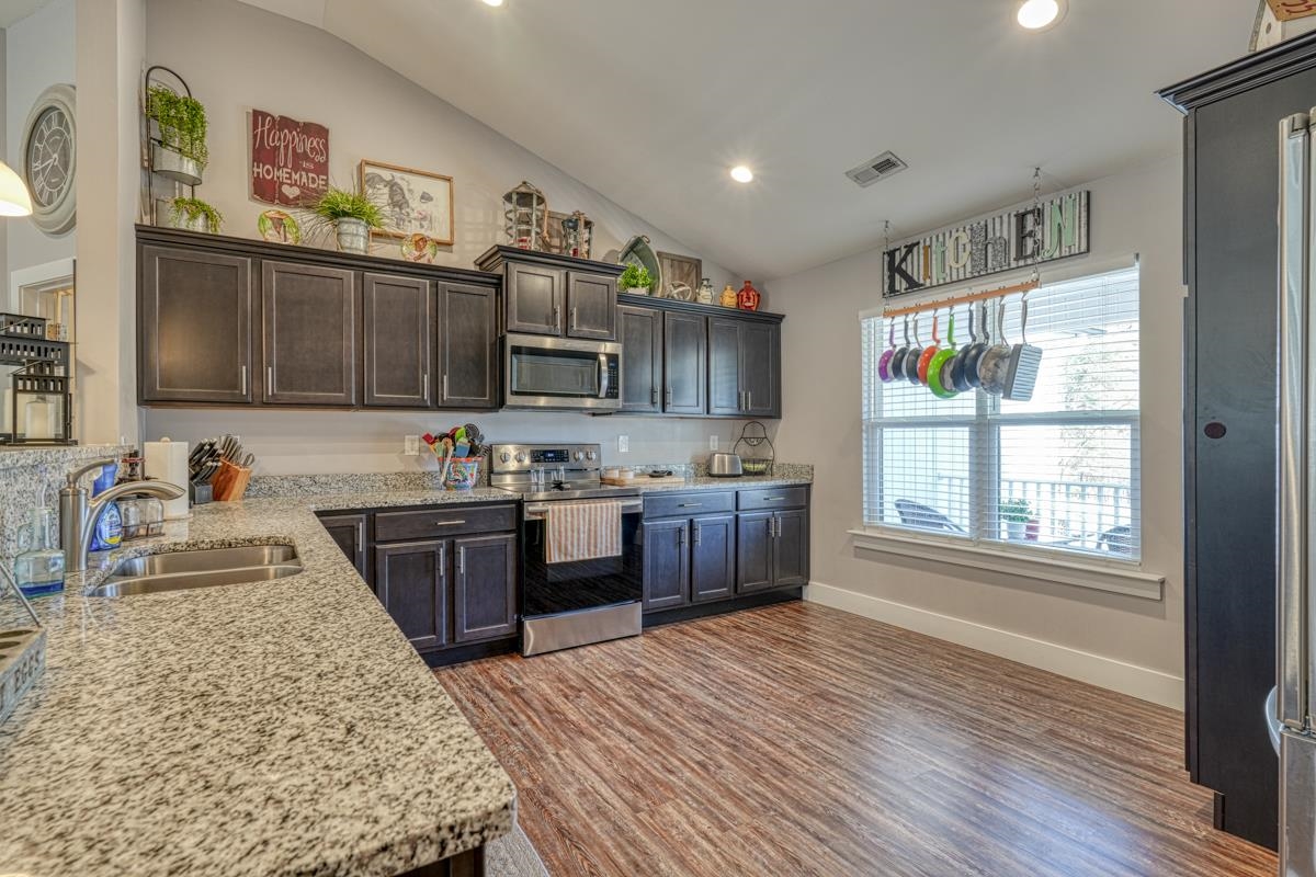249 Gibson Road Spartanburg, SC 29302 - Photo 8 of 32 Gallery Image 8