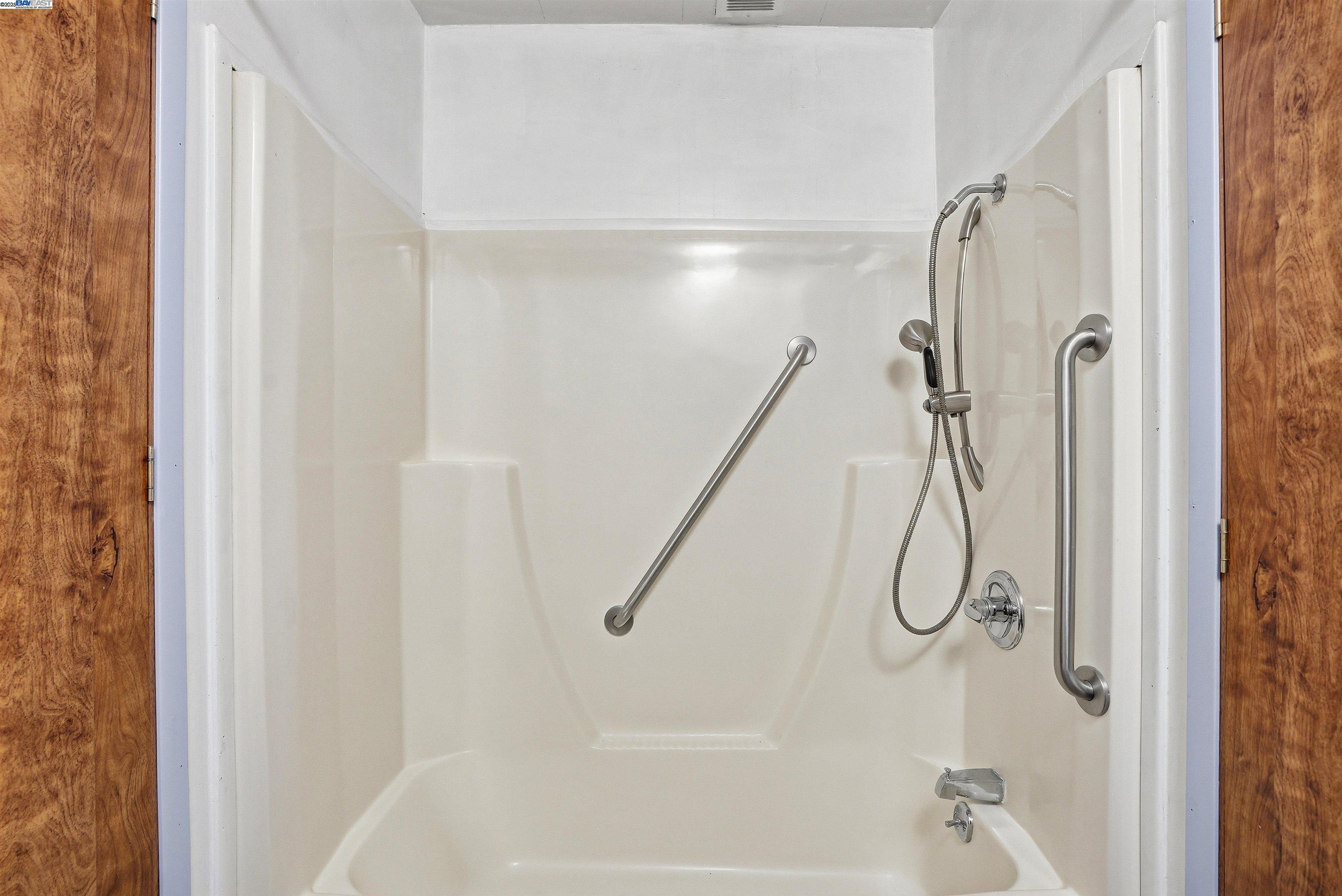 61 Pali Way Pittsburg, CA 94565 - Photo 26 of 44