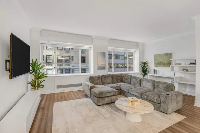 $1,450,000 | 475 Park Avenue, Unit 4D | Midtown East
