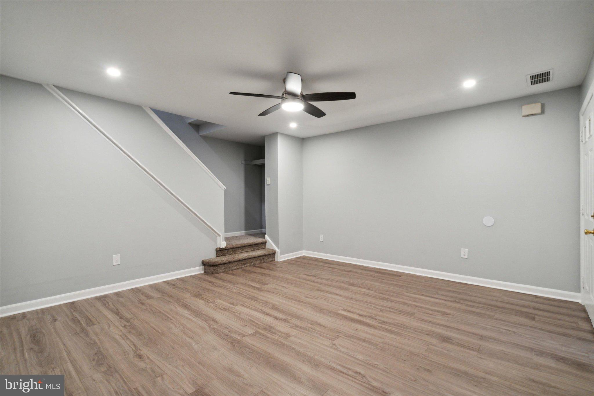 3333 Comly Road, Unit 5 Philadelphia, PA 19154 - Photo 8 of 25 Gallery Image 8