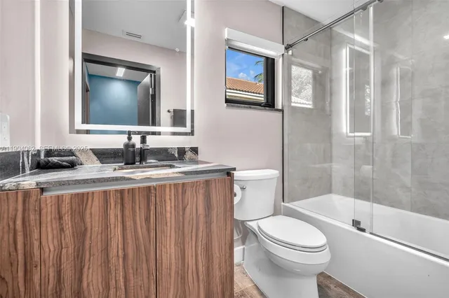 $774,900 | 225 East Bayridge Drive, Weston, FL 33326